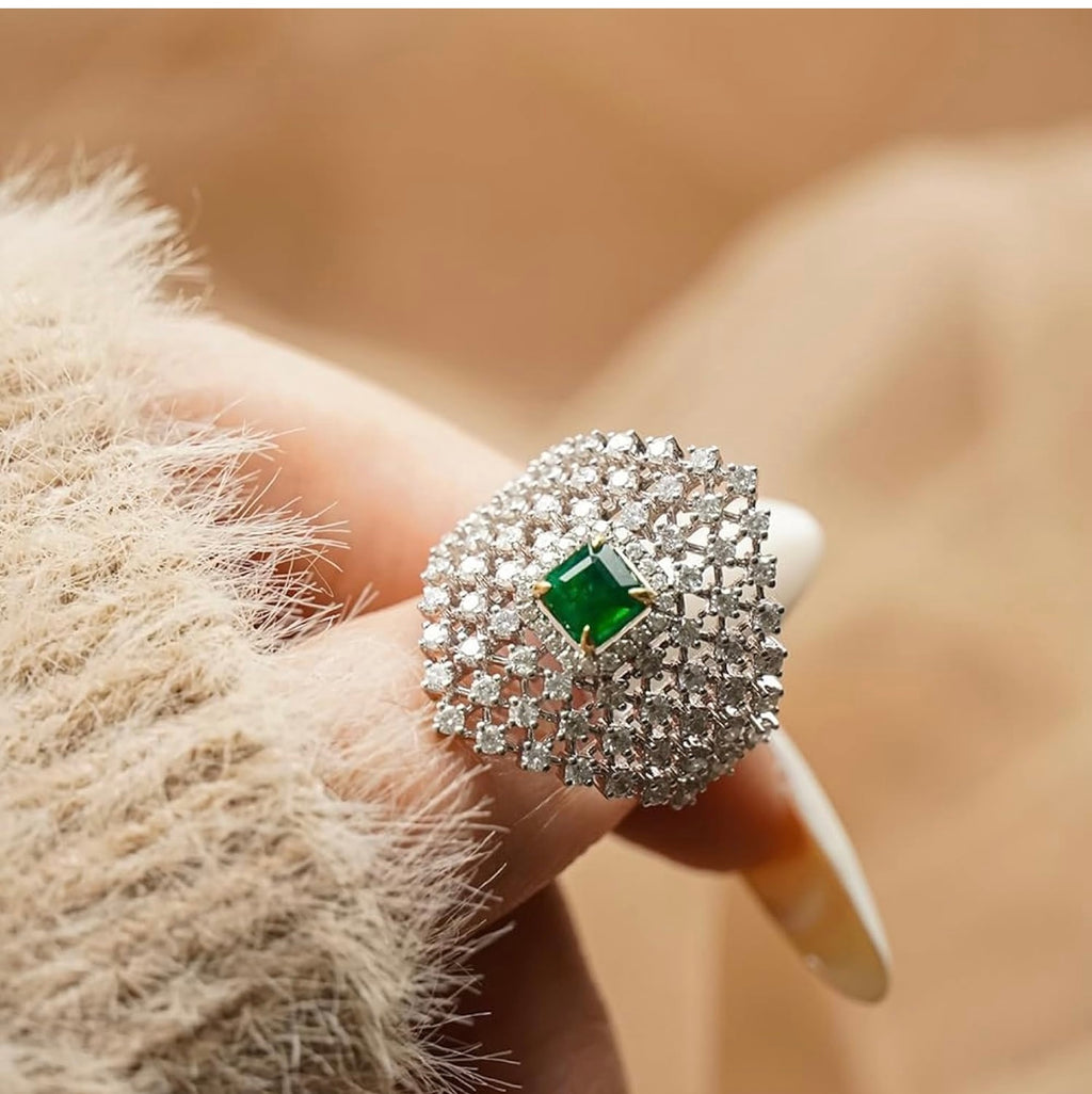 EMERALD EMPRESS RING