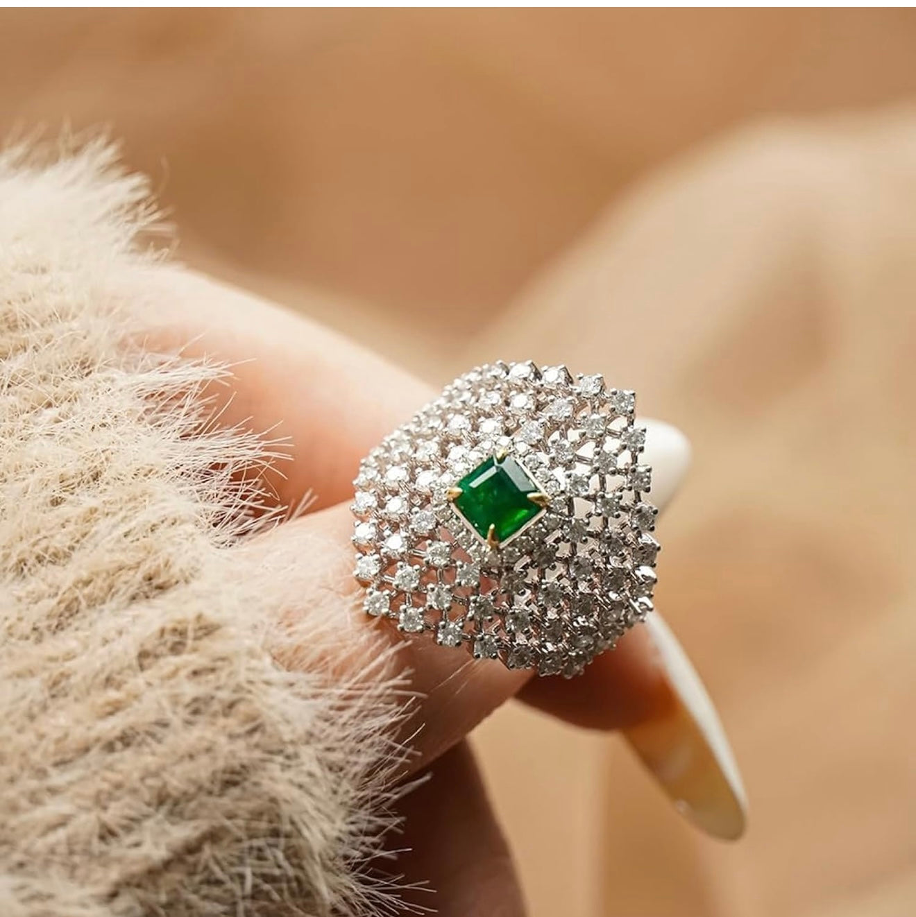 EMERALD EMPRESS RING