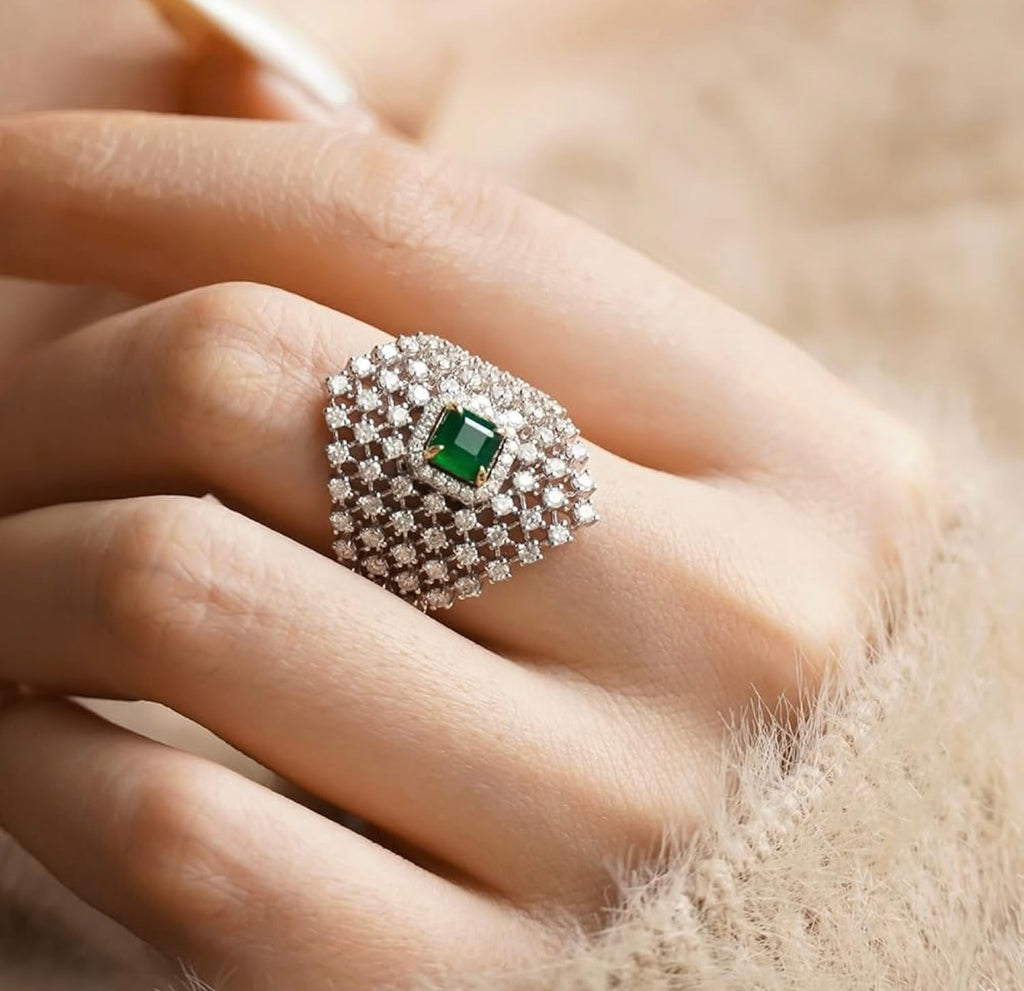 EMERALD EMPRESS RING