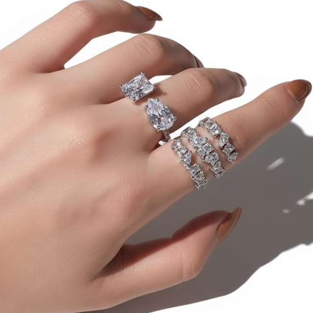 LUMIÉRE STACK RING SET