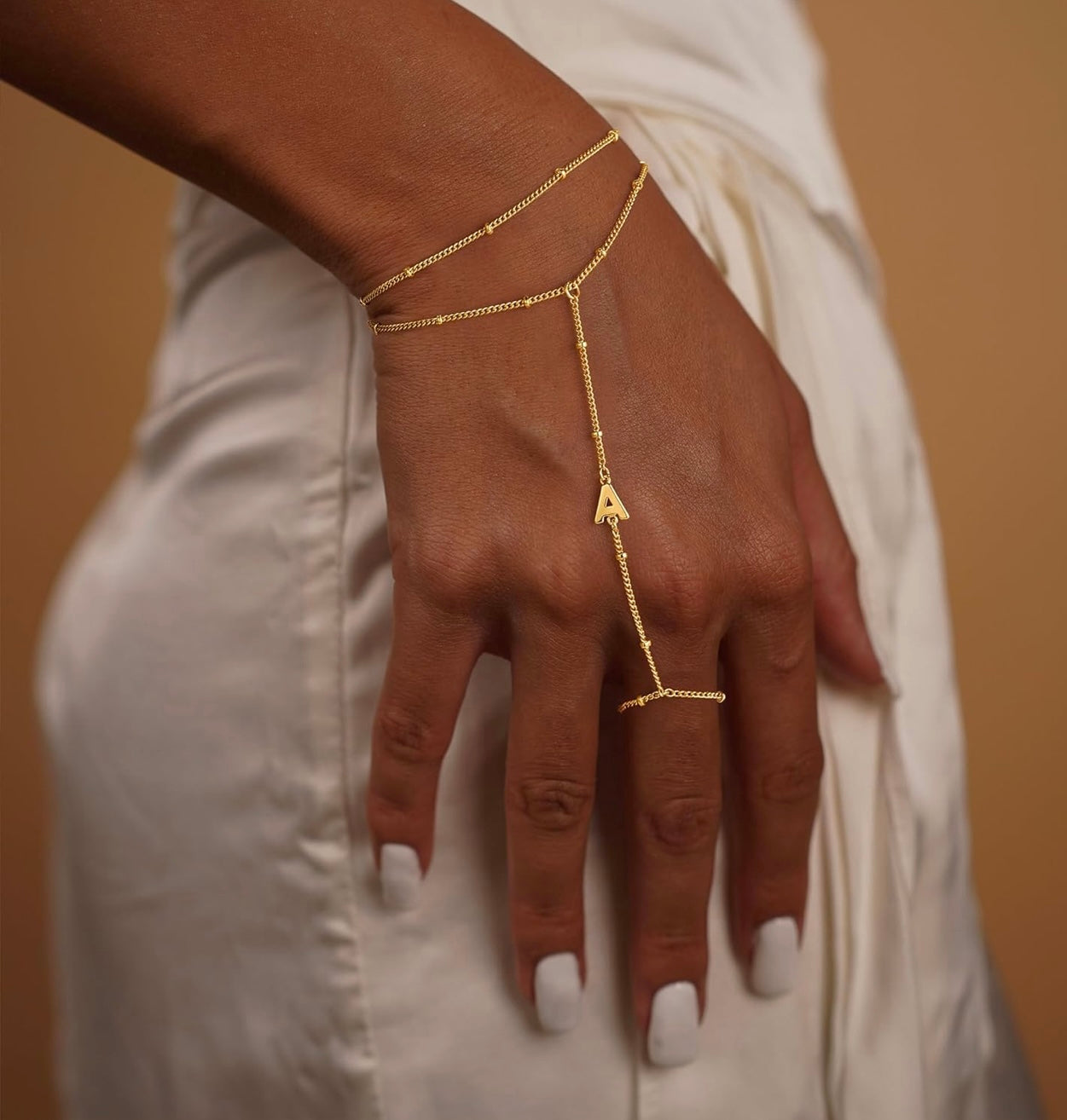 INITIAL GODDESS HANDCHAIN RING