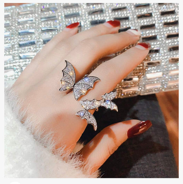 200-BUTTERFLY TRIO COCKTAIL RING