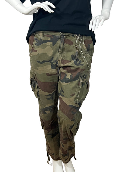 1100-CAMO CARGO PANTS