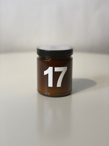 17 L'AIRE SOY CANDLE